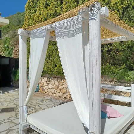 Edelweiss Sunrise View Villa *